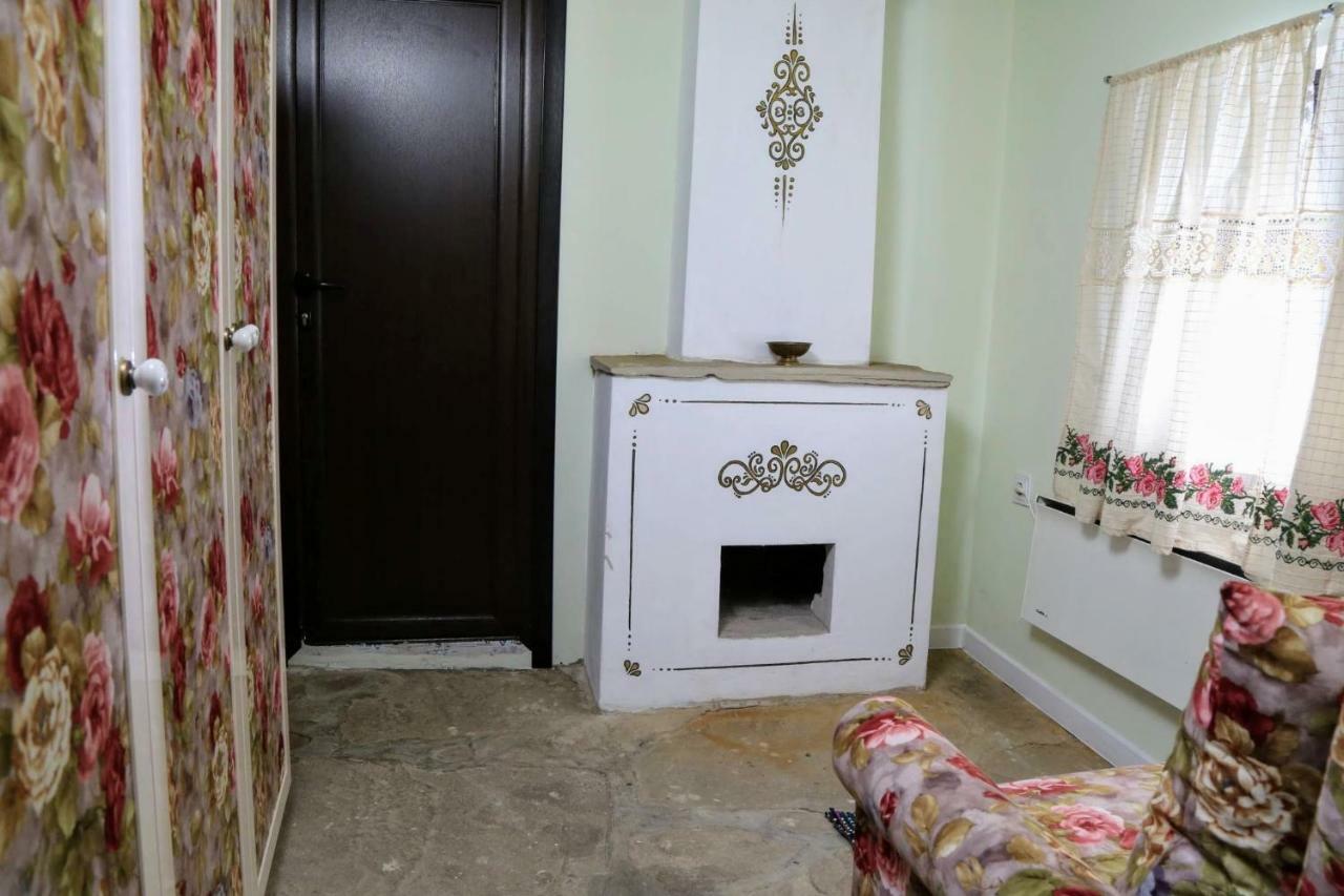 Къща За Гости "Жълтицата" Kostenkovtsi Exterior foto